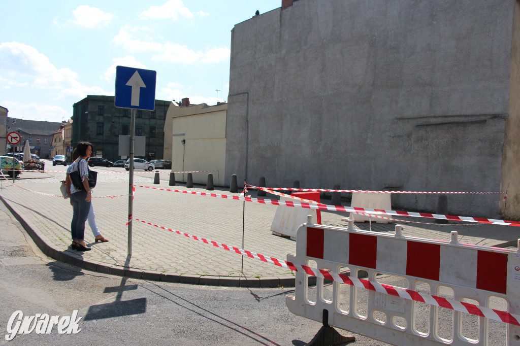 Zapadlisko w centrum Tarnowskich Gór