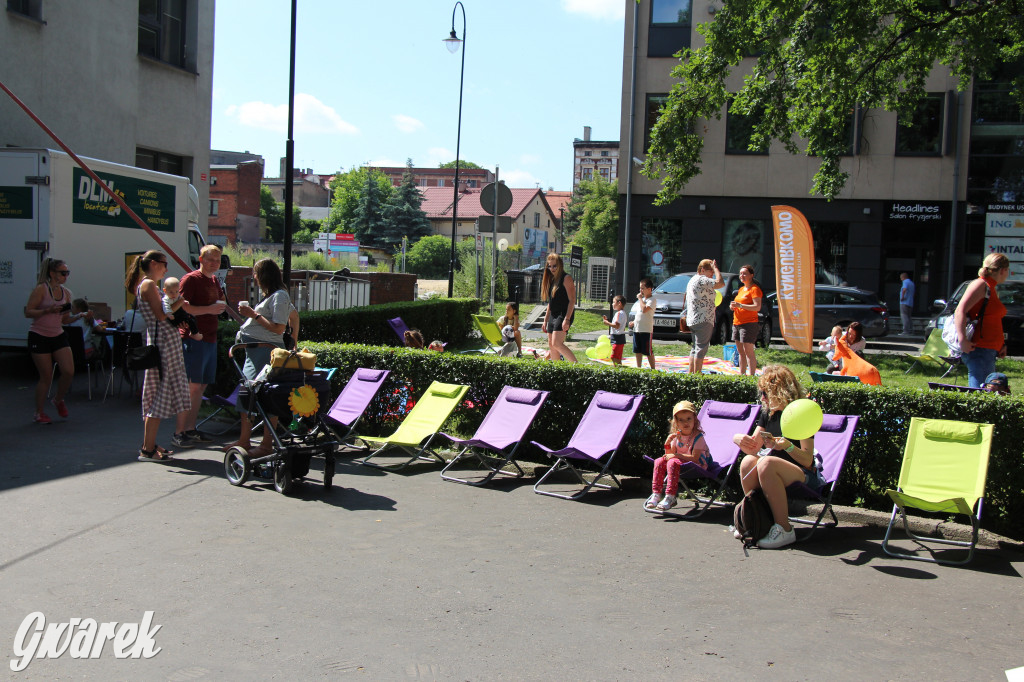 Śniadanie na świeżym lufcie: piknikowo i radośnie