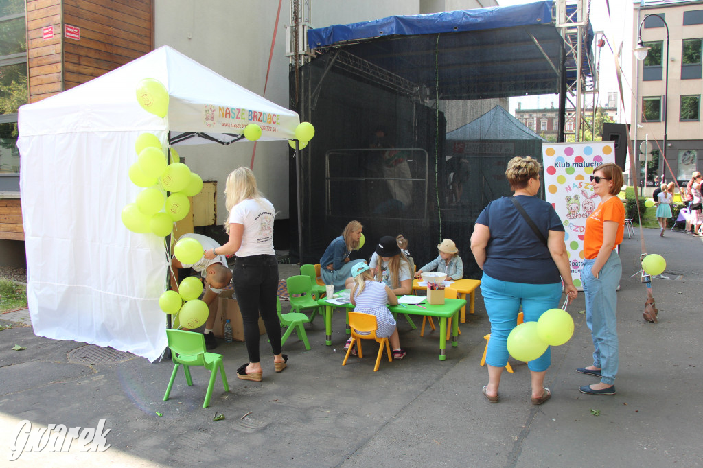 Śniadanie na świeżym lufcie: piknikowo i radośnie