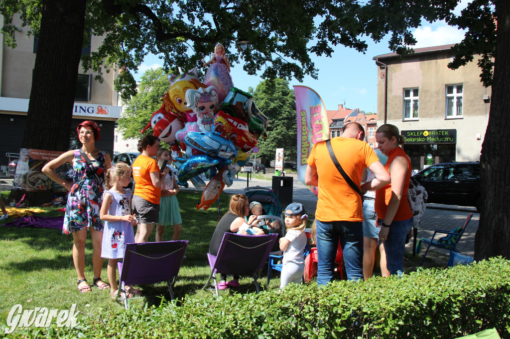 Śniadanie na świeżym lufcie: piknikowo i radośnie