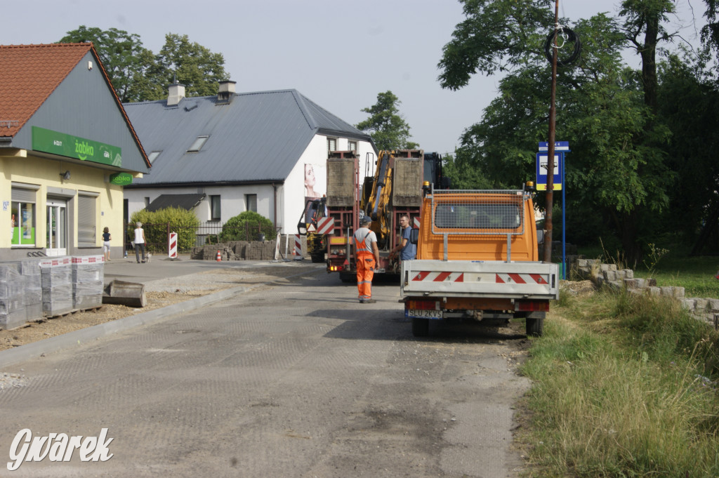 Tak wygląda budowa mostu w Zbrosławicach