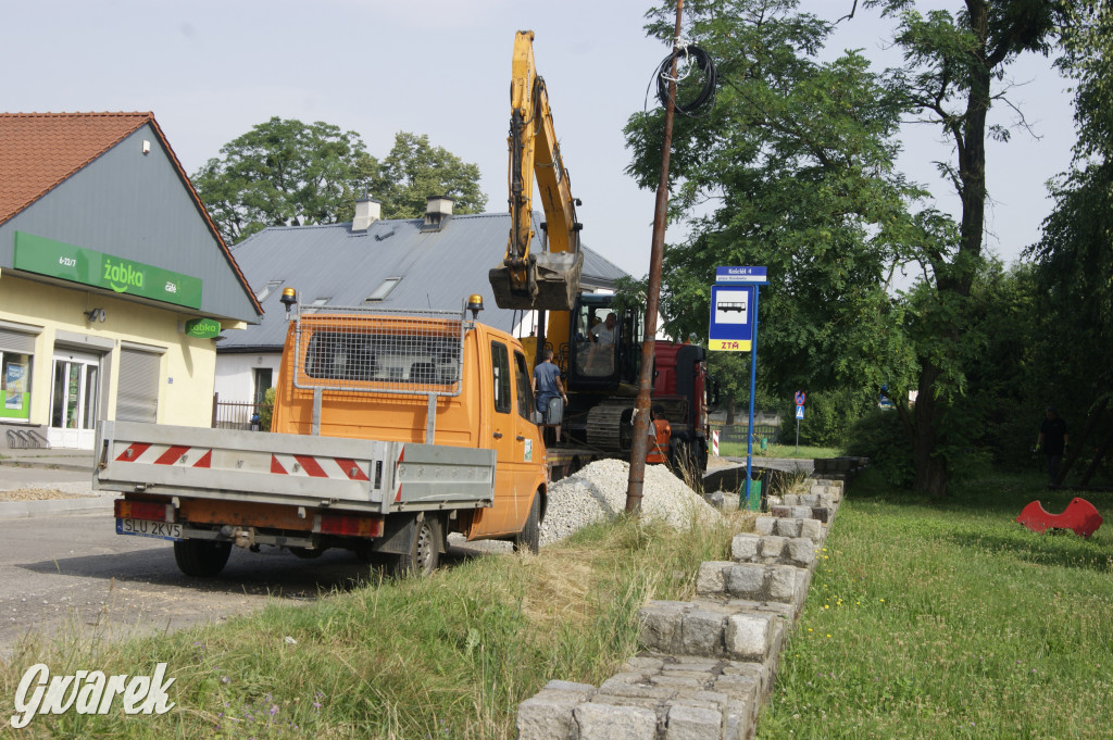 Tak wygląda budowa mostu w Zbrosławicach