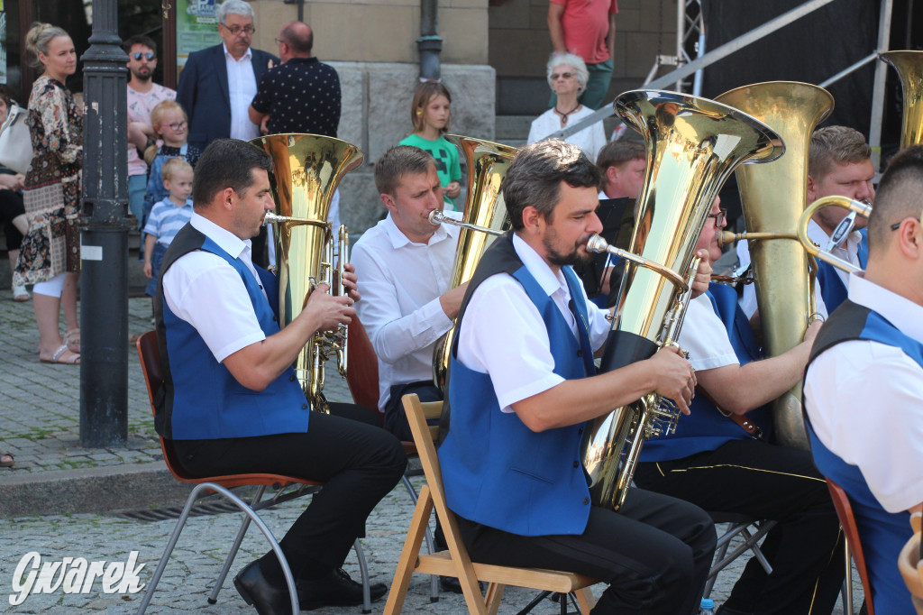 Letnia Barbórka na Rynku - koncerty i kiermasz
