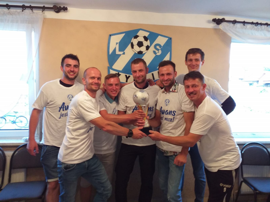 Świetny sezon LKS Żyglin i upragniony awans