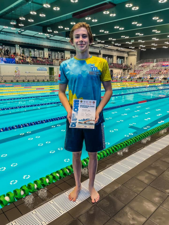 18 finałów mistrzostw Polski dla pływaków z Tarnowskich Gór