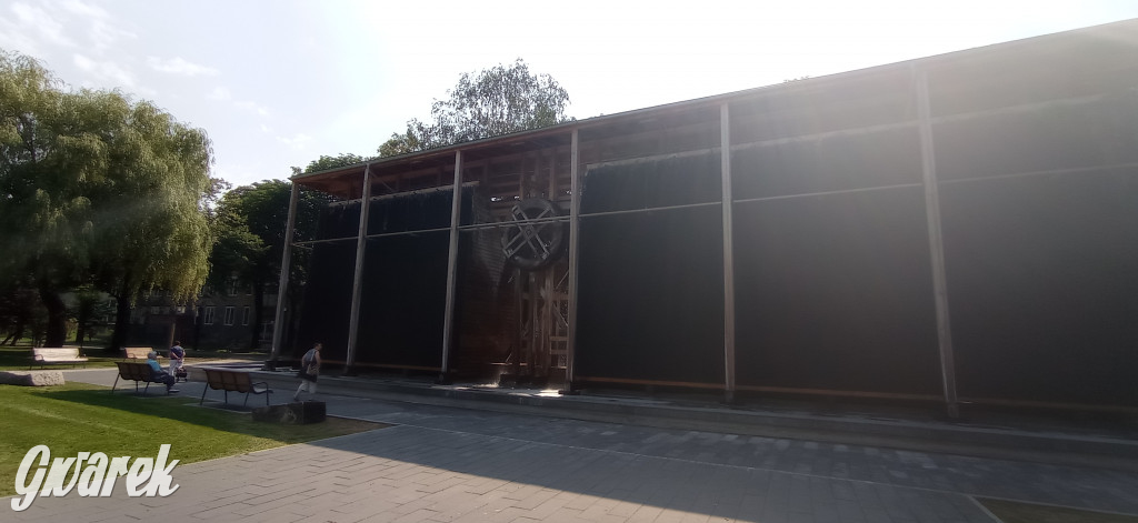 Koło się kręci, woda cieknie. Tężnia w mieście