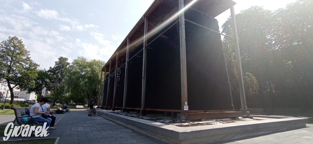 Koło się kręci, woda cieknie. Tężnia w mieście