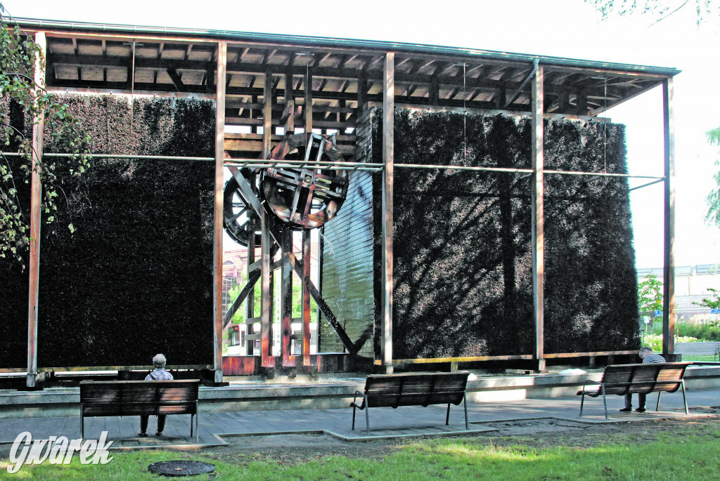 Koło się kręci, woda cieknie. Tężnia w mieście