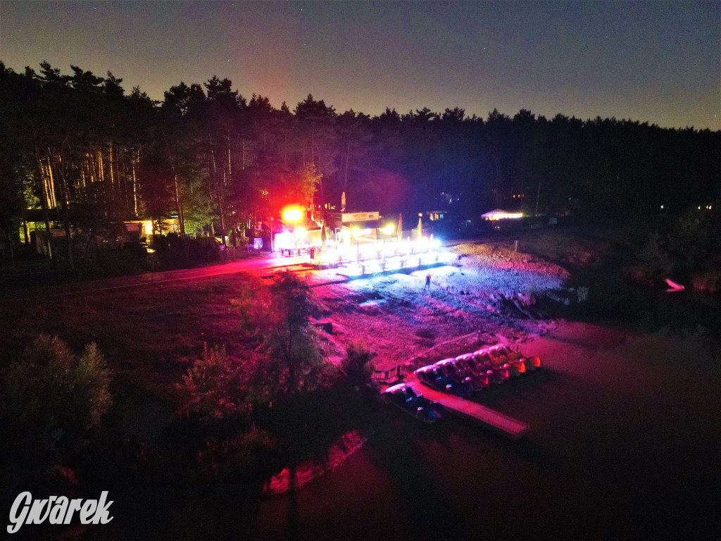 Zalew Nakło-Chechło w letni wieczór