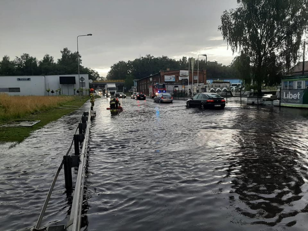 Tarnowskie Góry i Piekary Śląskie popłynęły