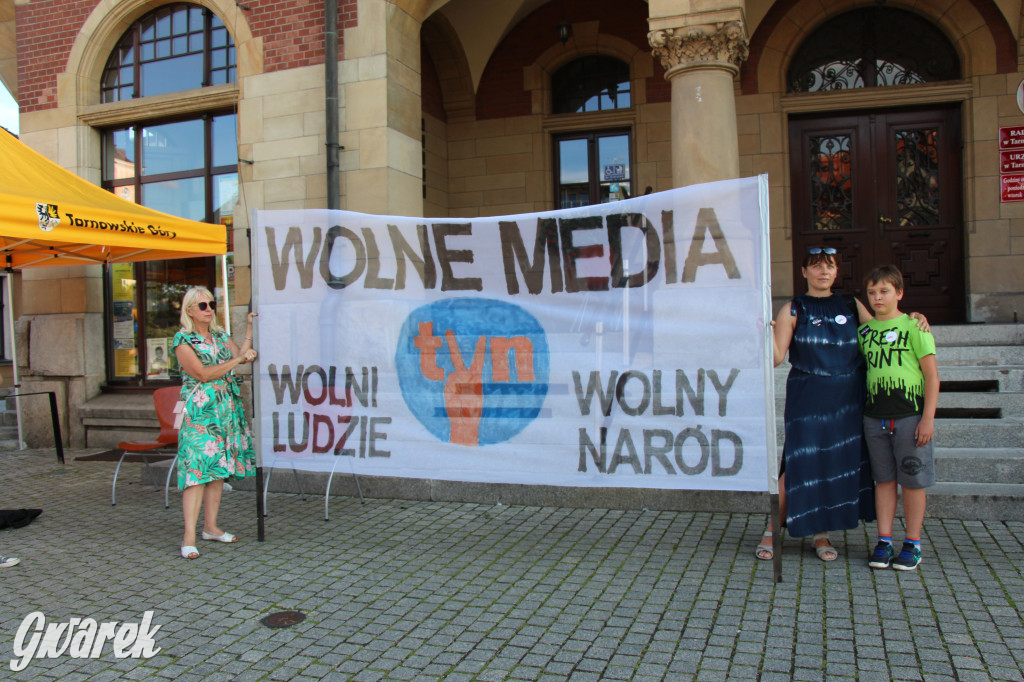 Tarnowskie Góry. Protest w obronie wolnych mediów