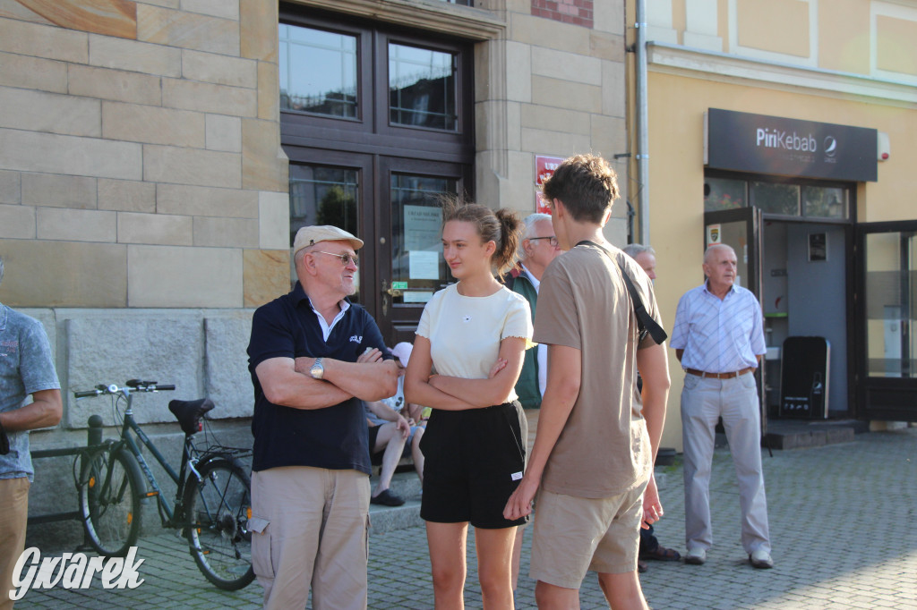 Tarnowskie Góry. Protest w obronie wolnych mediów
