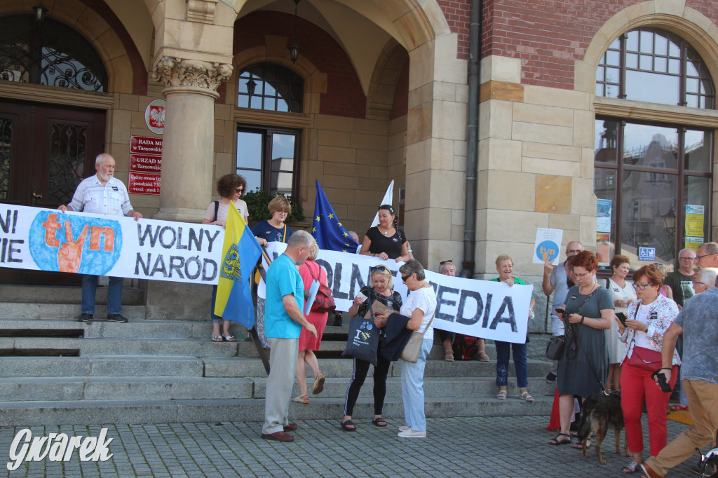 Tarnowskie Góry. Protest w obronie wolnych mediów