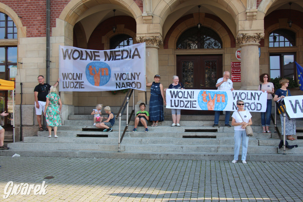 Tarnowskie Góry. Protest w obronie wolnych mediów