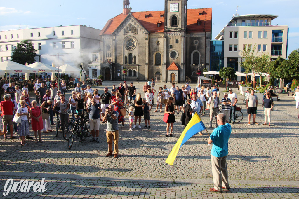 Tarnowskie Góry. Protest w obronie wolnych mediów