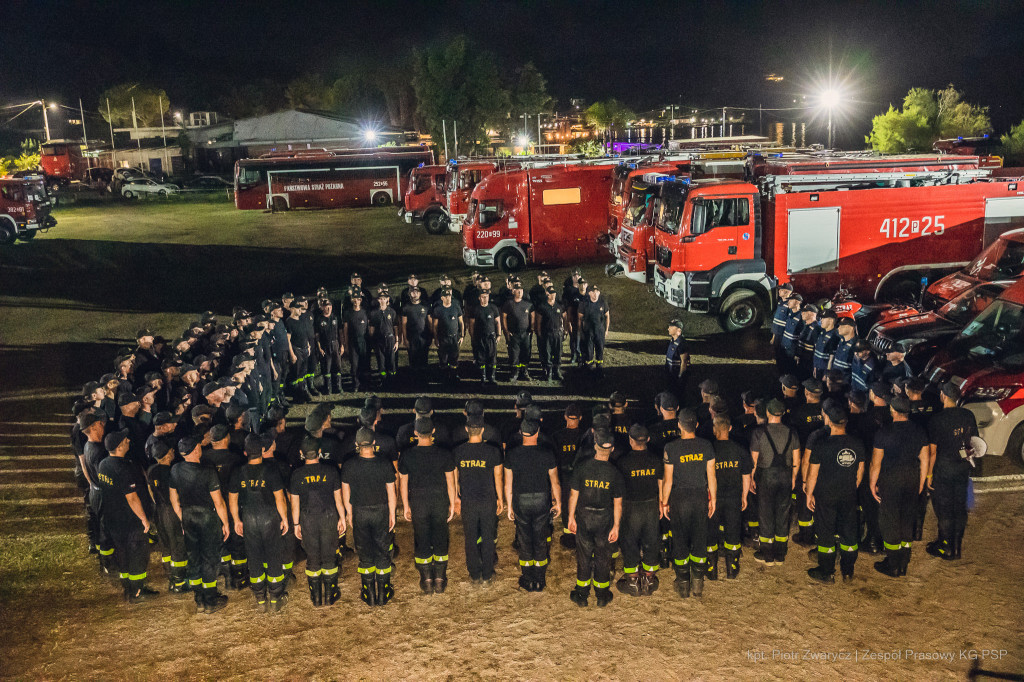 Strażacy w Grecji w obiektywie Piotra Zwarycza