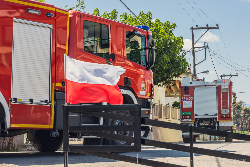 Strażacy w Grecji w obiektywie Piotra Zwarycza