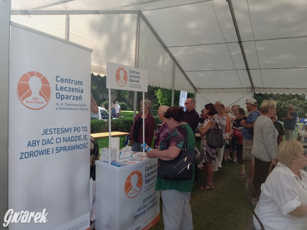 MIasteczko zdrowia w świerklanieckim parku