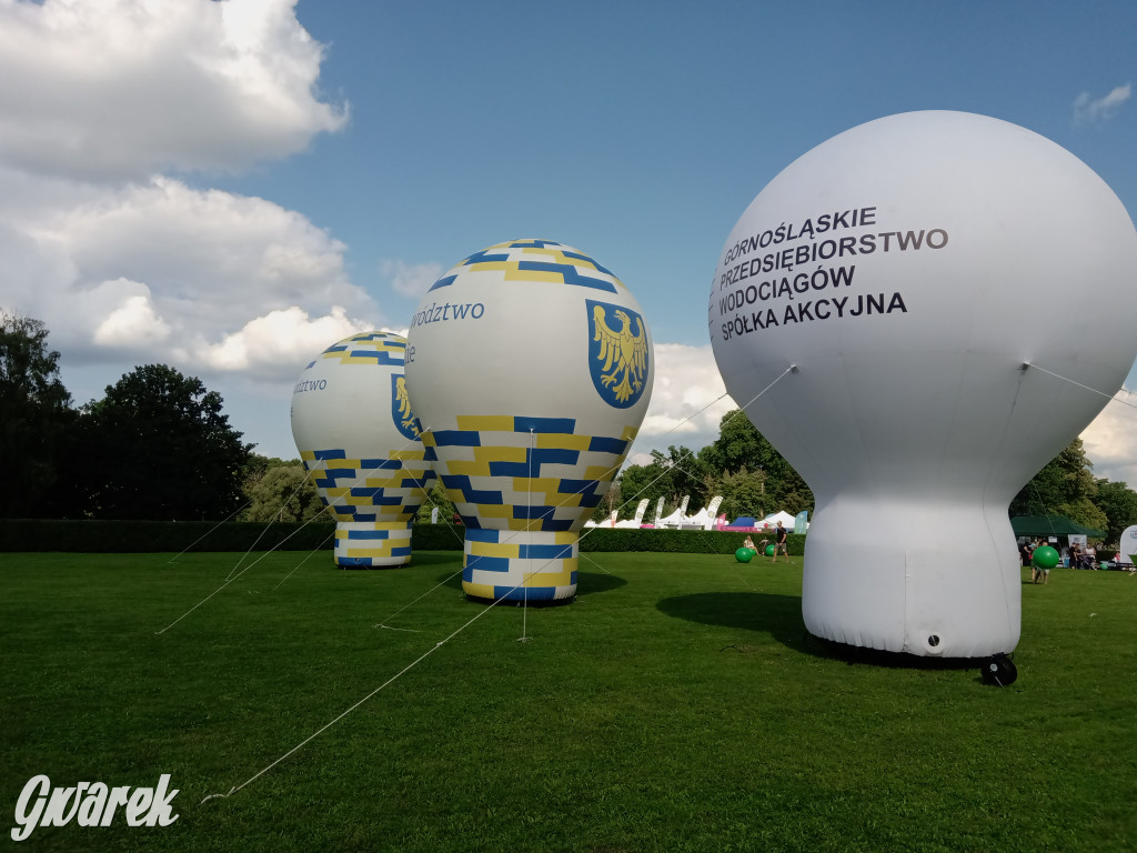 MIasteczko zdrowia w świerklanieckim parku