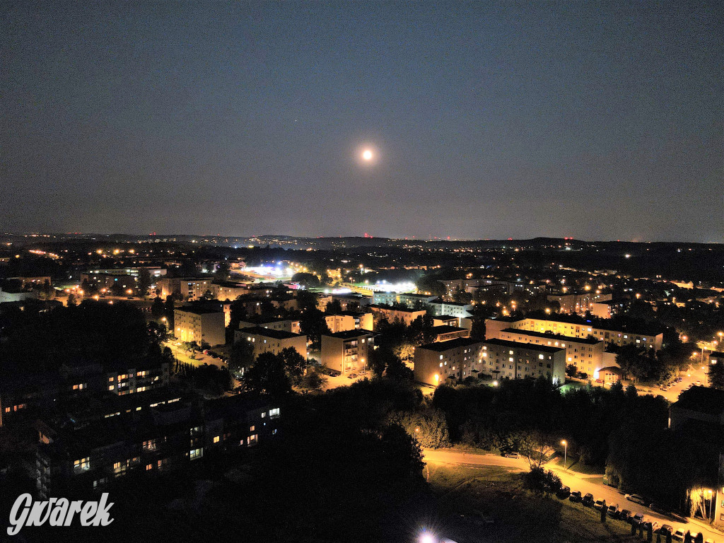 Tarnowskie Góry. Księżyc nad Ohio