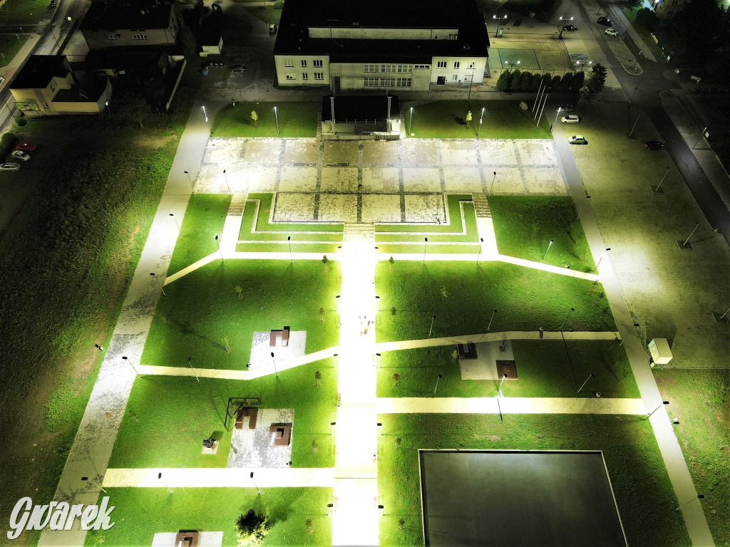 Radzionków nocą, czyli Cidry by night