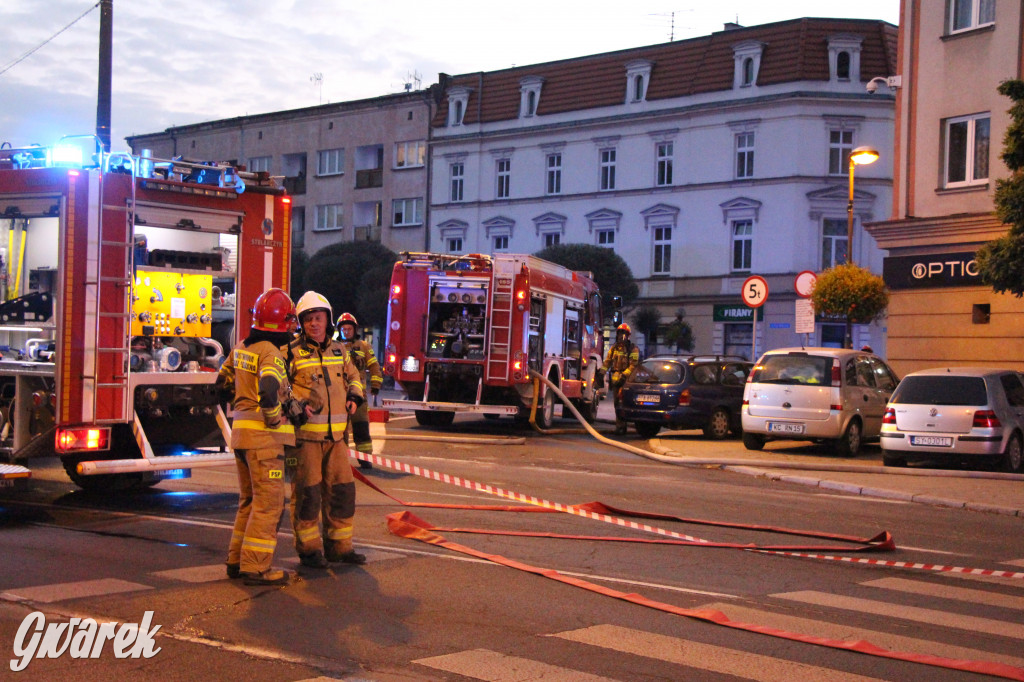 Tarnowskie Góry. Pożar kamienicy, ewakuowano 25 osób