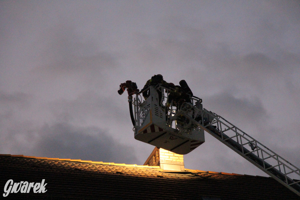 Tarnowskie Góry. Pożar kamienicy, ewakuowano 25 osób