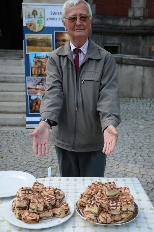 Gyburstag kołoca w Świerklańcu czyli festiwal śląskiego ciasta