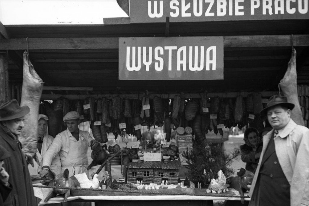 Tarnowskie Góry. Kto pamięta targ przy Sienkiewicza?