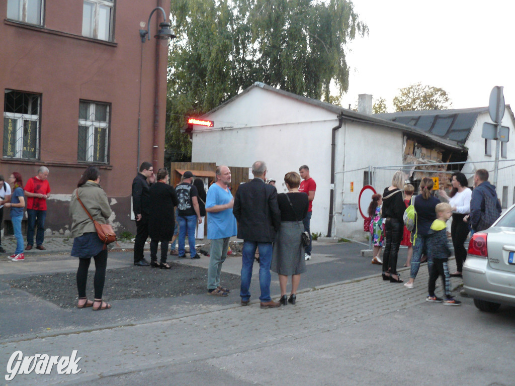 Kurna Chata. Licznik i zegar z kukułką