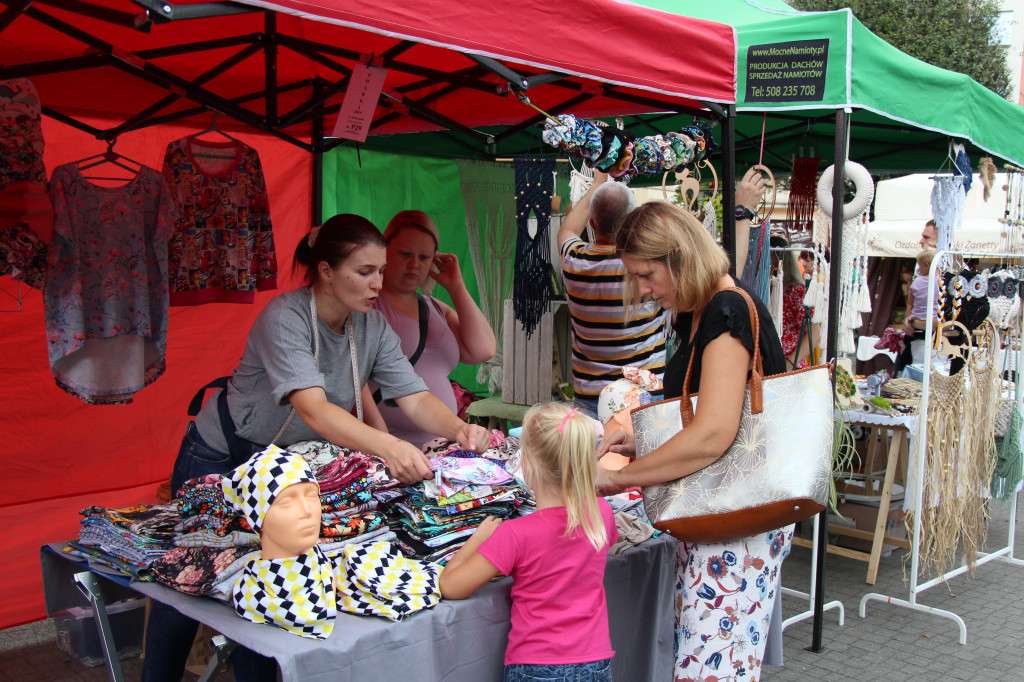 Jarmark rękodzieła na pl. Wolności