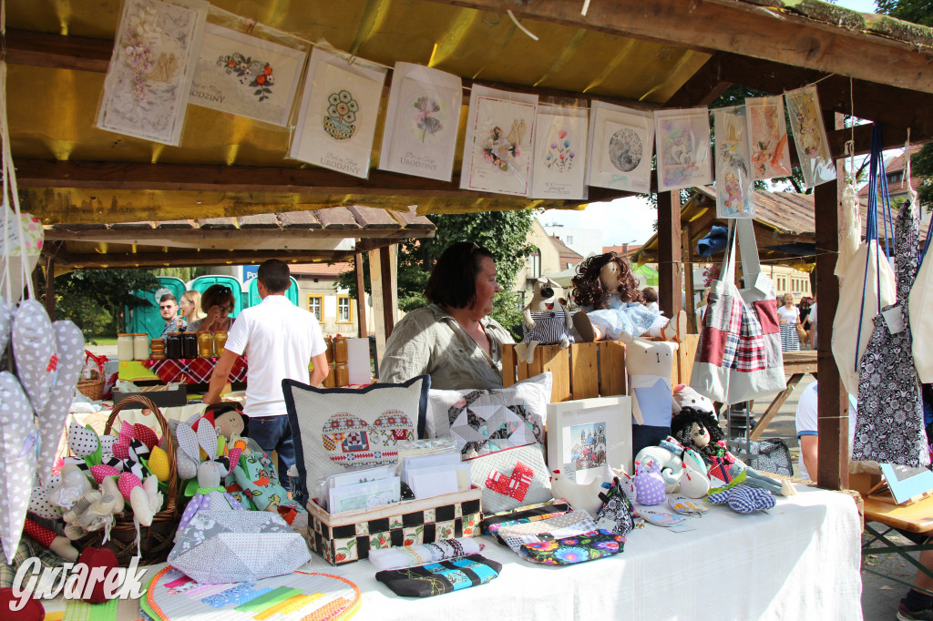 Jarmark rękodzieła na pl. Wolności