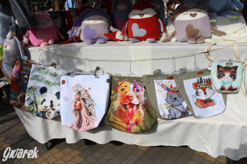 Jarmark rękodzieła na pl. Wolności