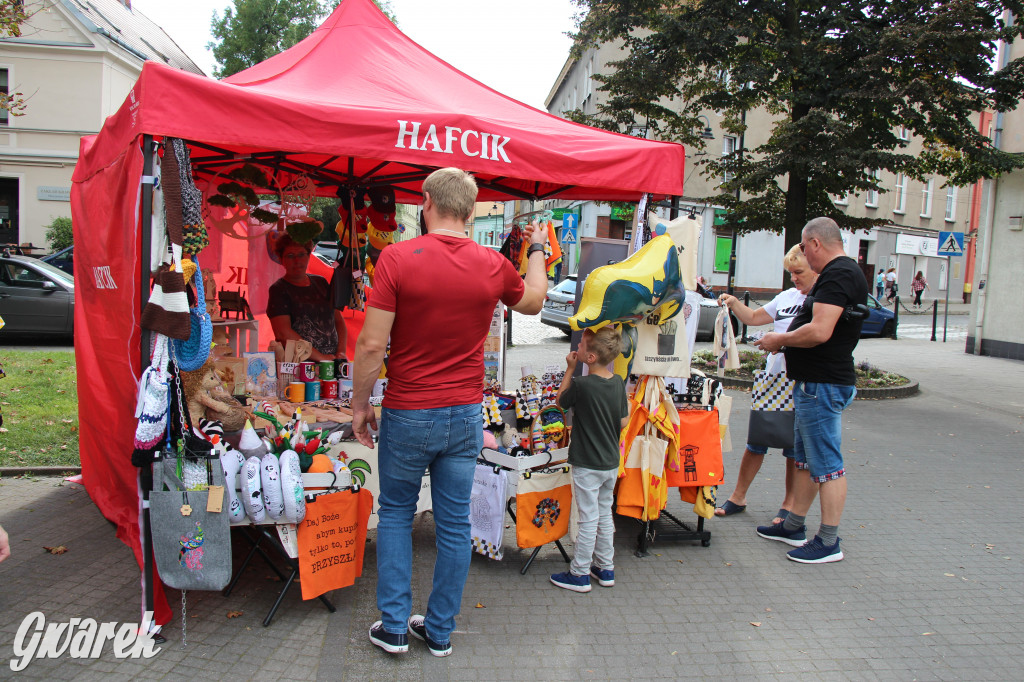 Jarmark rękodzieła na pl. Wolności