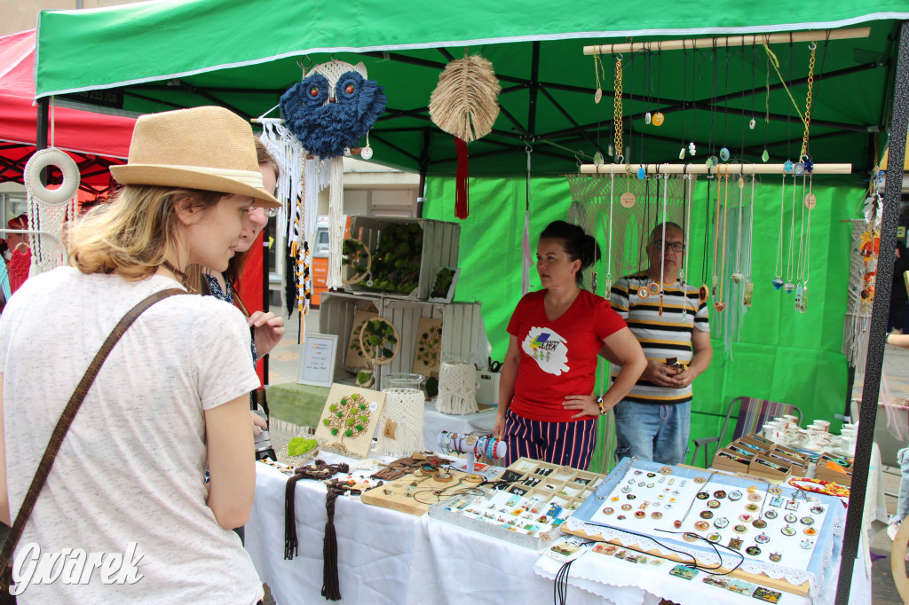 Jarmark rękodzieła na pl. Wolności