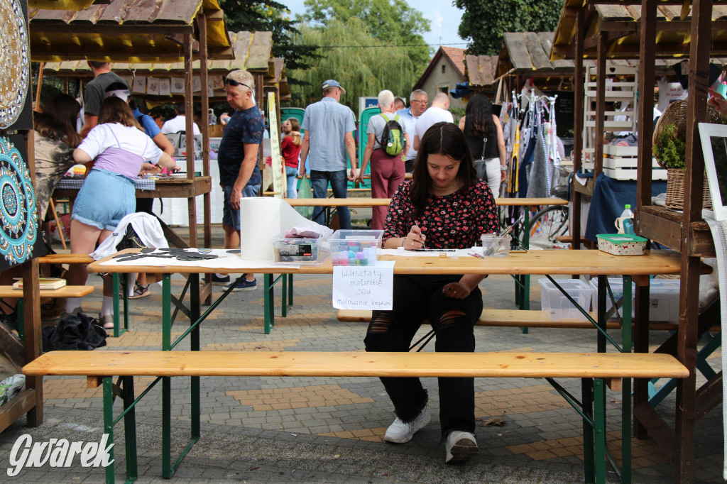 Jarmark rękodzieła na pl. Wolności