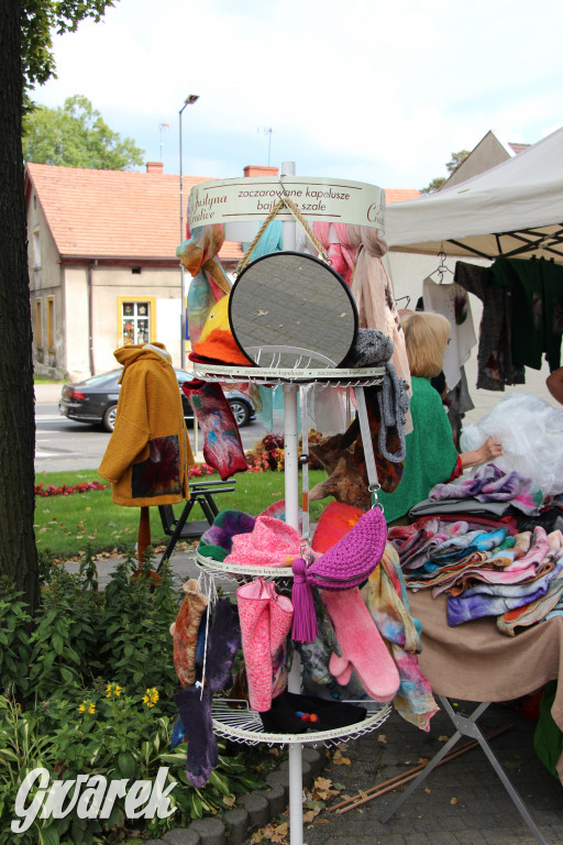 Jarmark rękodzieła na pl. Wolności