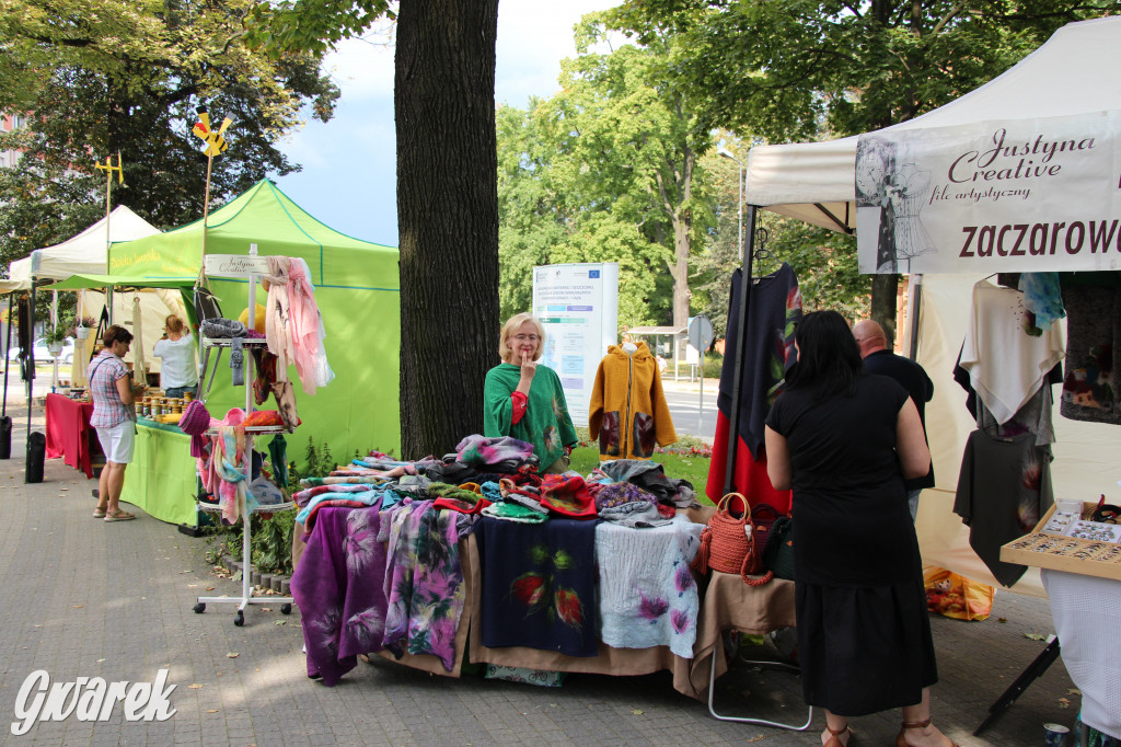 Jarmark rękodzieła na pl. Wolności