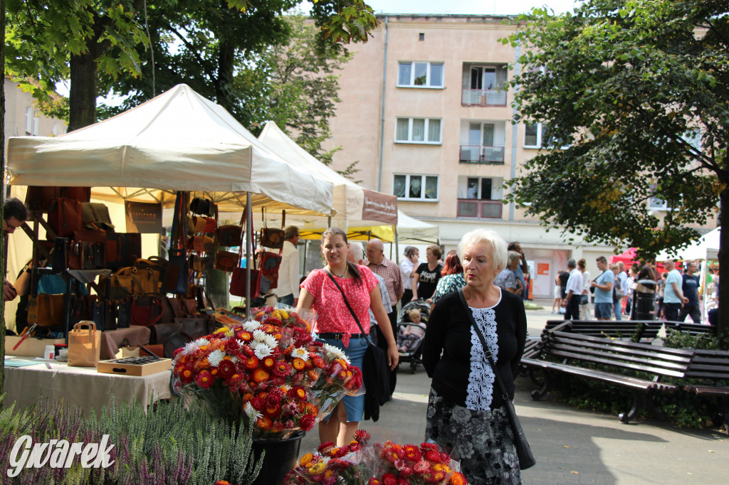 Jarmark rękodzieła na pl. Wolności