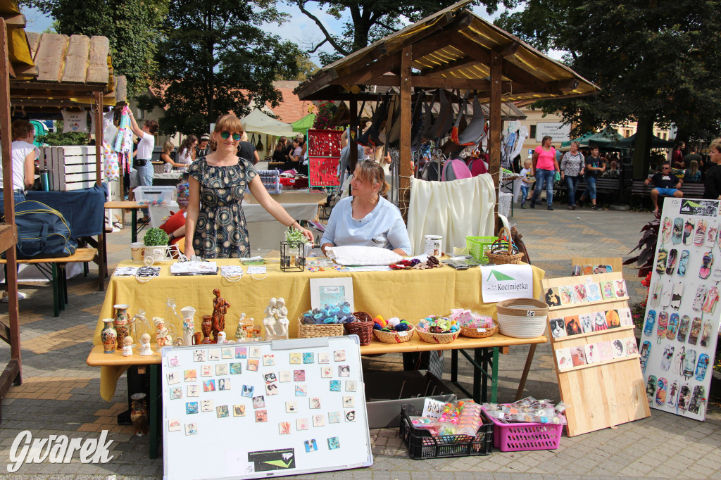 Jarmark rękodzieła na pl. Wolności
