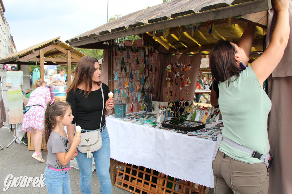 Jarmark rękodzieła na pl. Wolności