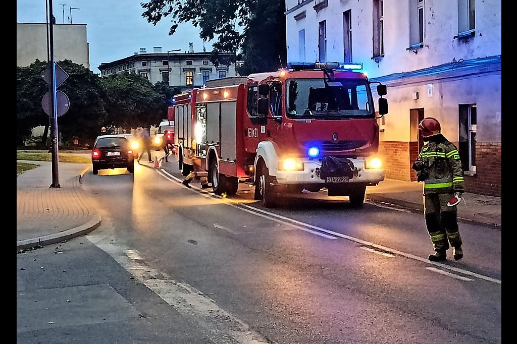 Tarnowskie Góry. Z okna wydobywał się dym