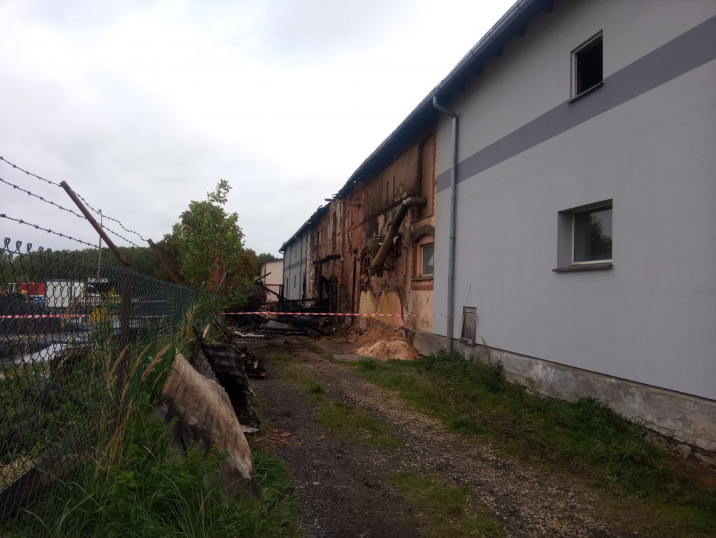 Nocny pożar stolarni