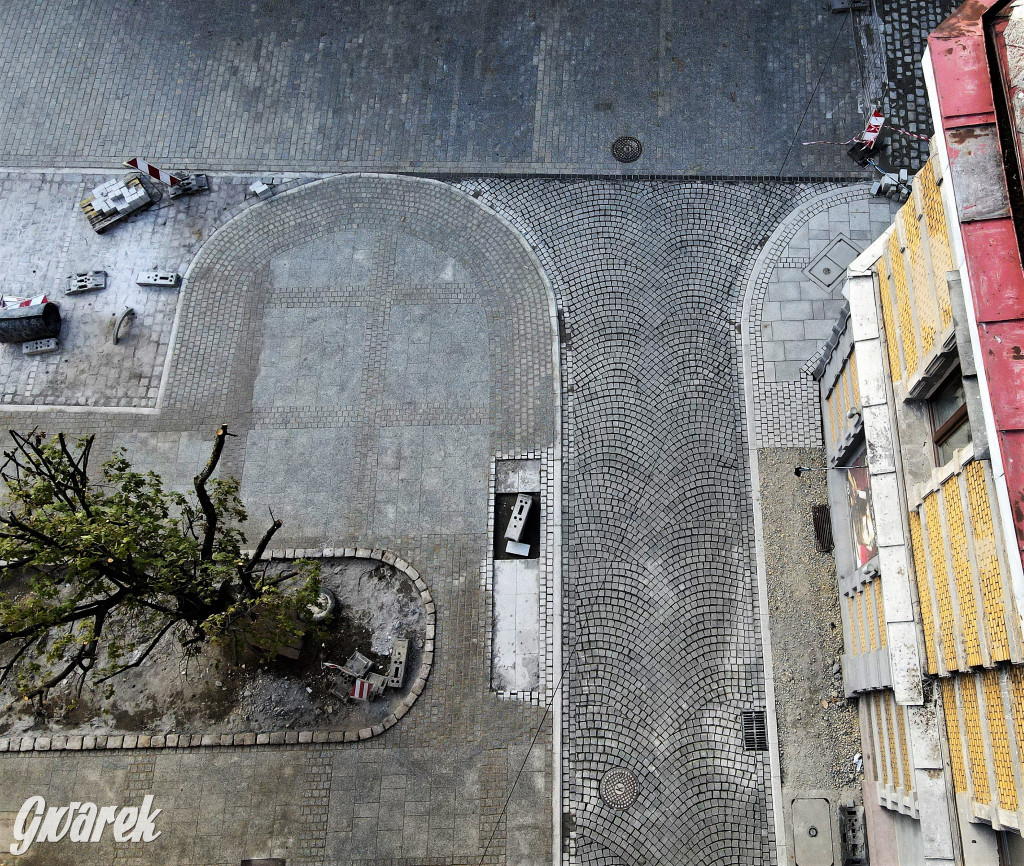 Tarnowskie Góry. Zamkowa po dwóch miesiącach remontu