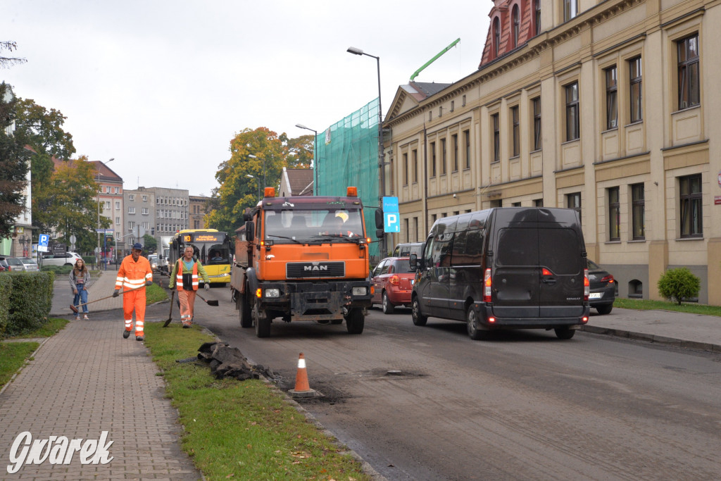 Tarnowskie Góry. Rozkopane i zakorkowane centrum