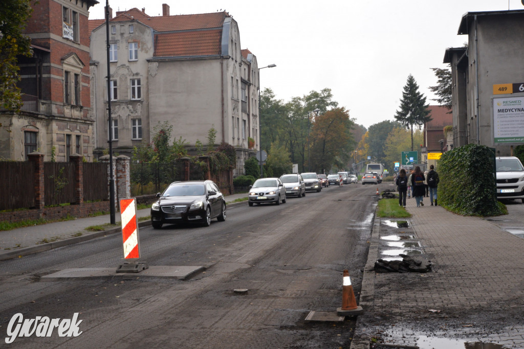 Tarnowskie Góry. Rozkopane i zakorkowane centrum