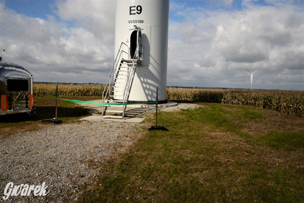 Tarnowskie Góry i wiatraki na horyzoncie
