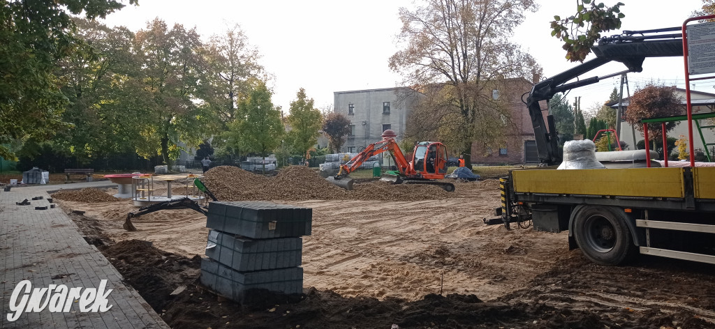 Tarnowskie Góry. Budują morski plac zabaw