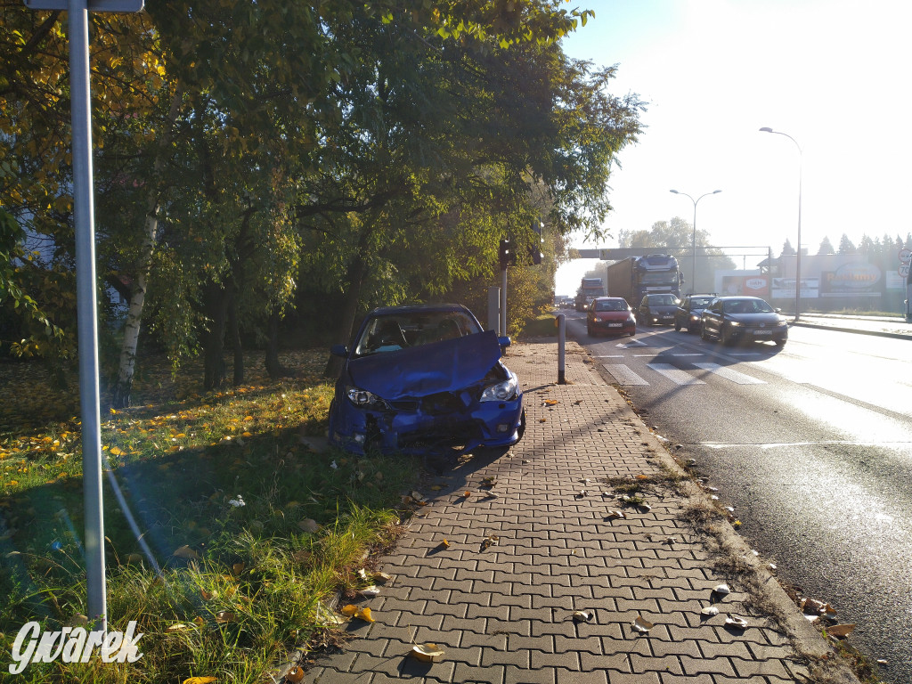 Osada Jana. Zderzenie subaru i citroena