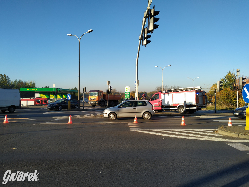 Osada Jana. Zderzenie subaru i citroena